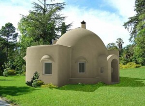 Construcción de casas económicas de tierra, barro y adobe