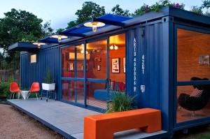 Construcción de casas económicas con contenedores de metal