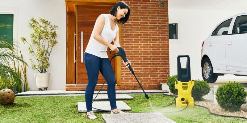 hidrolavadora karcher en uso